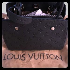 Louis Vuitton purse